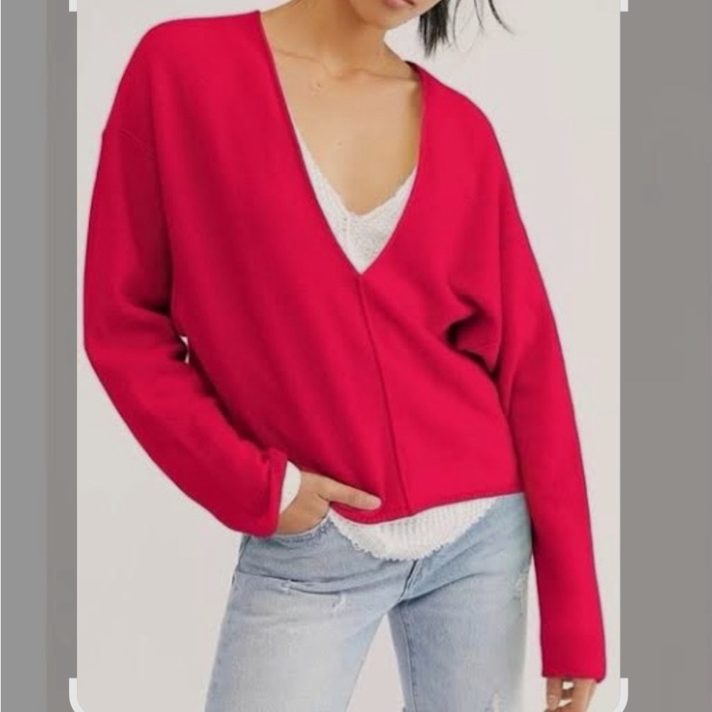 Free People Vibrant Red V-Neck Sweater 100 % Cashmere